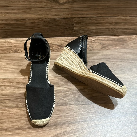 Kate Spade Black Palma Espadrilles Ankle Strap Gold Tone Accent Wedge 8 NWOB - Picture 4 of 17